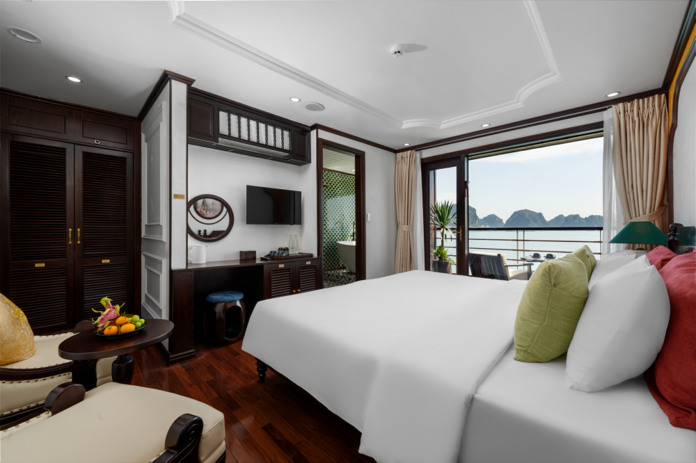 Executive Balcony – Cycad Cruise Halong Bay
