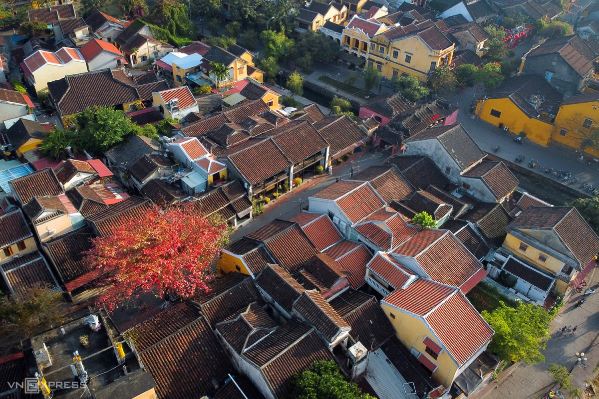 Classic Vietnam & Cambodia Tour in 16 Days photo 4