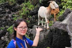 Lucy Do Khanh Huyen — Travel Consultant